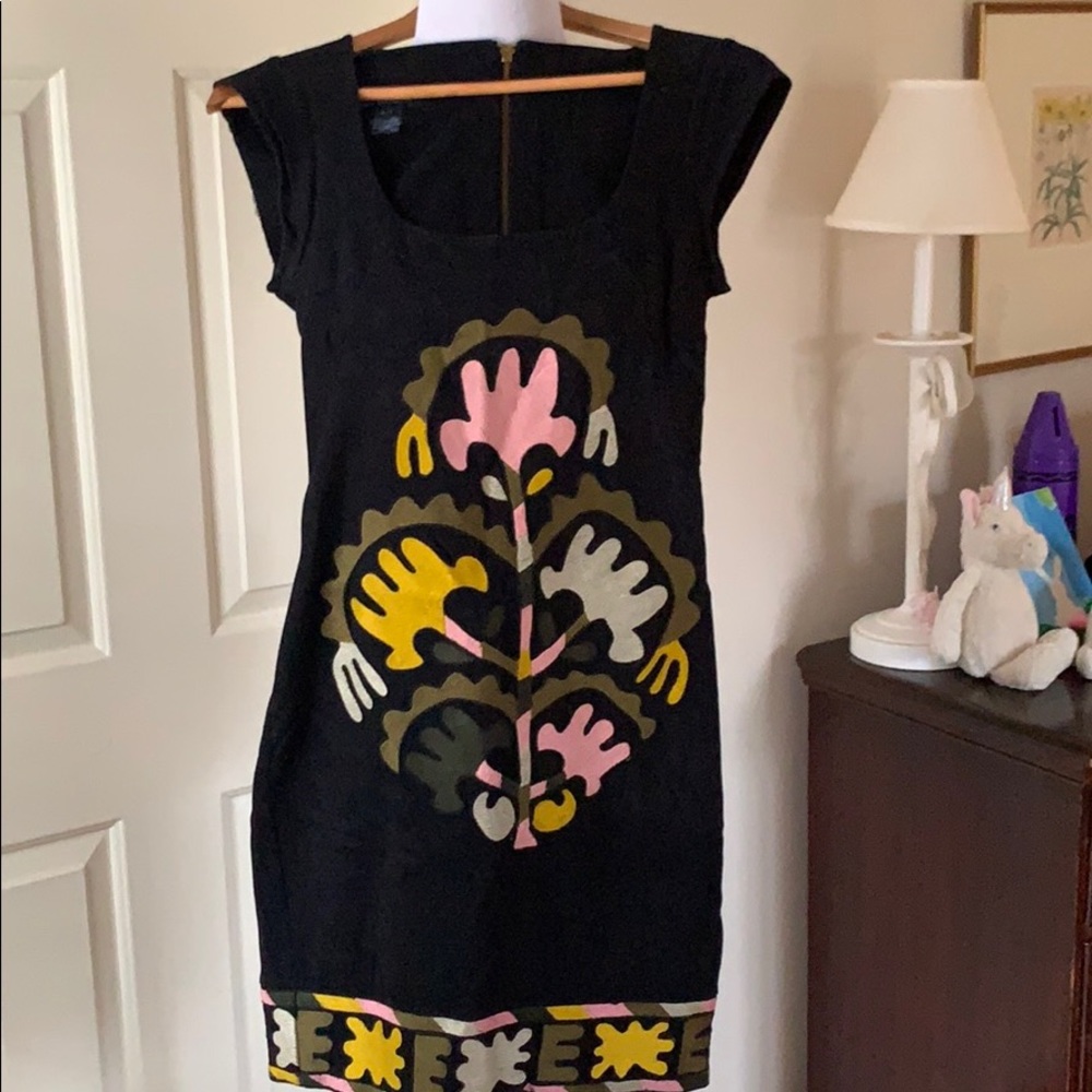 French Connection Embroidered Dress Size 4.